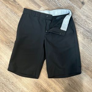 Nike Dri-FIT
Men's Golf Shorts - Black 28” Waist
